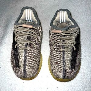 Adidas Yeezy Boost Toddler Kid Sneakers | Size 11 | Gray | Black |
